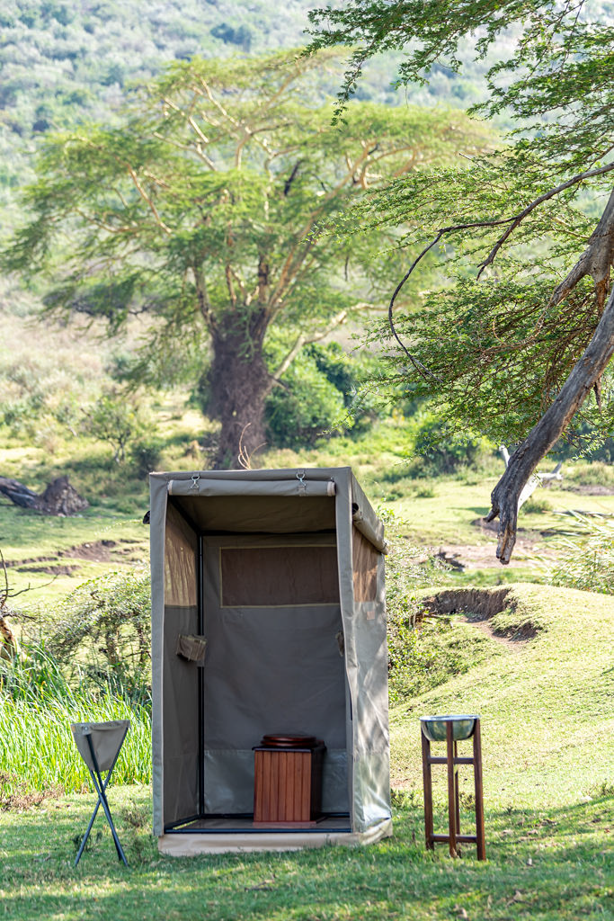 Foldable Toilet Cubicle and Cover - Image 5