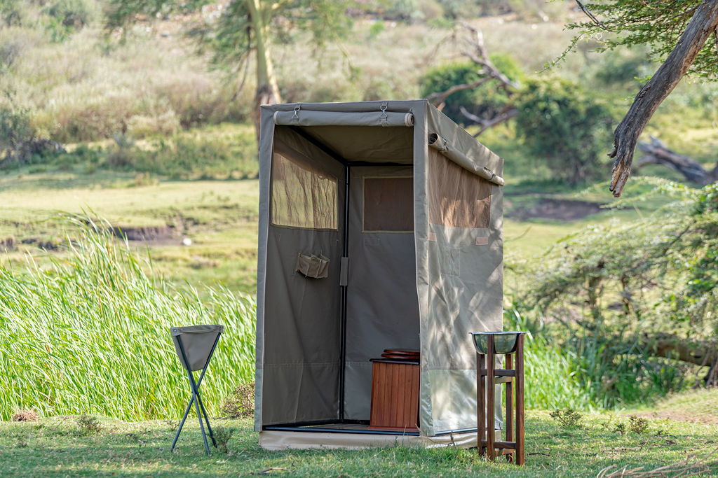 Foldable Toilet Cubicle and Cover - Image 6