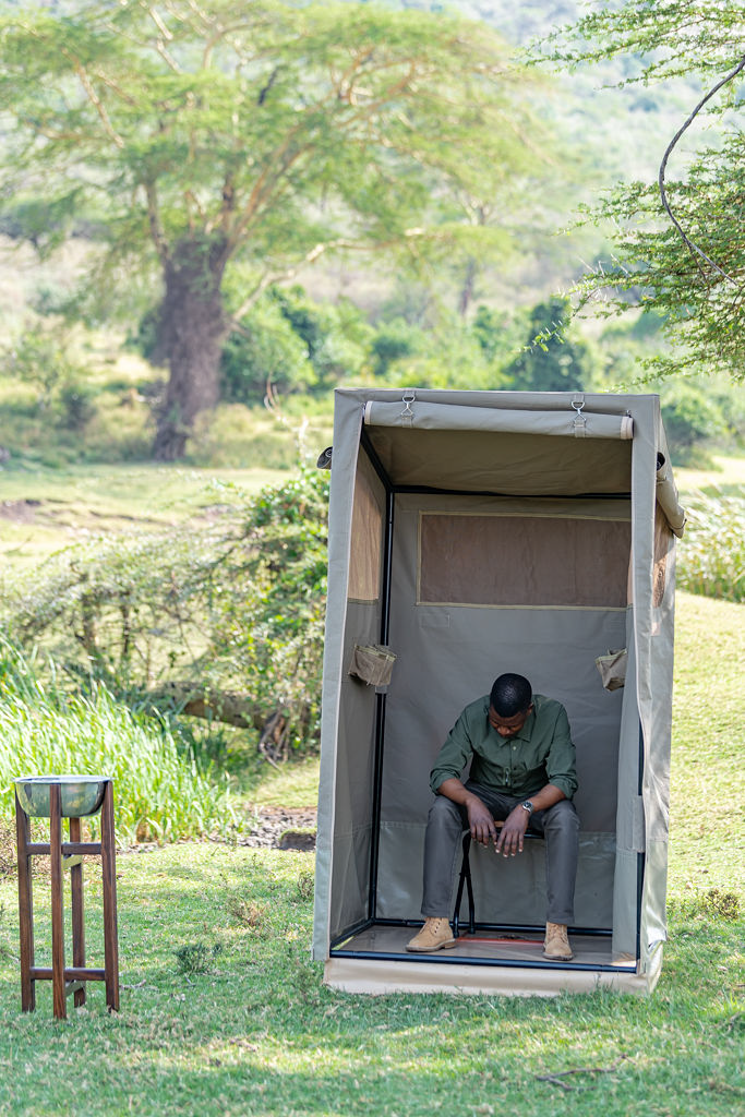 Foldable Toilet Cubicle and Cover - Image 10
