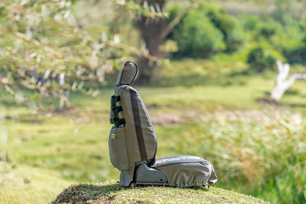 Seat Cover in Green Ripstop & Mocca Glossy Leather (Per Seat) - Image 6