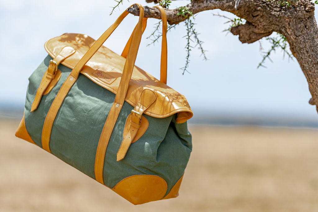 Weekender Bag in Green Canvas & Tan Leather - Image 7