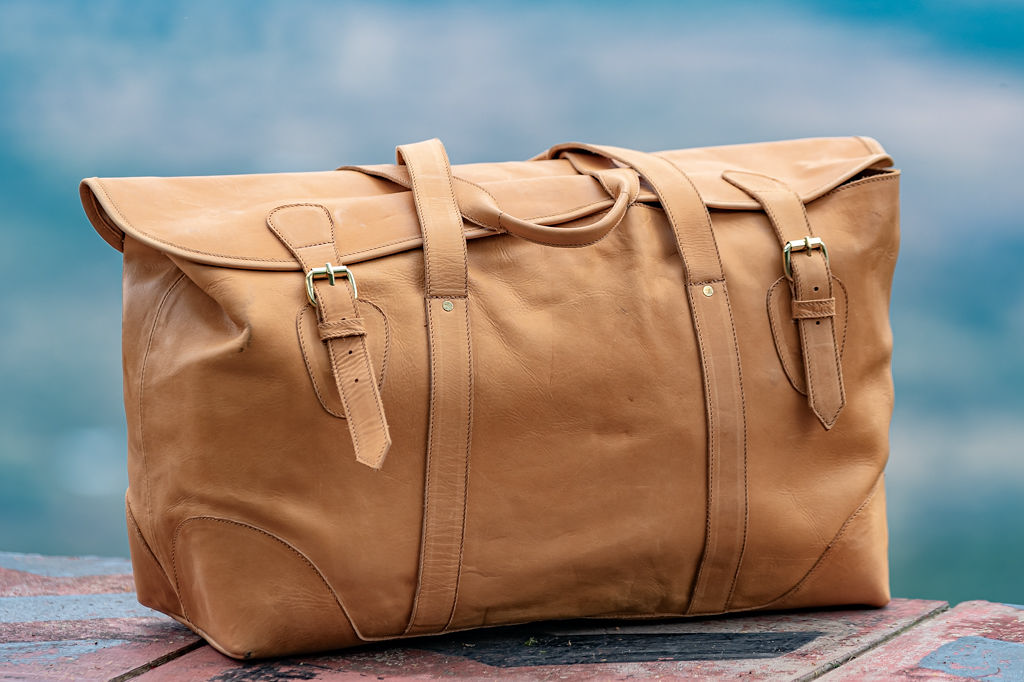Weekender Bag in Chestnut Leather - Image 13