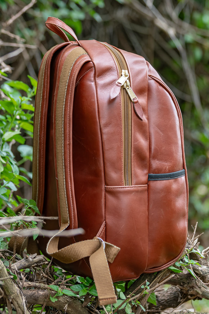Sabora Glossy Chestnut Leather Backpack - Image 3