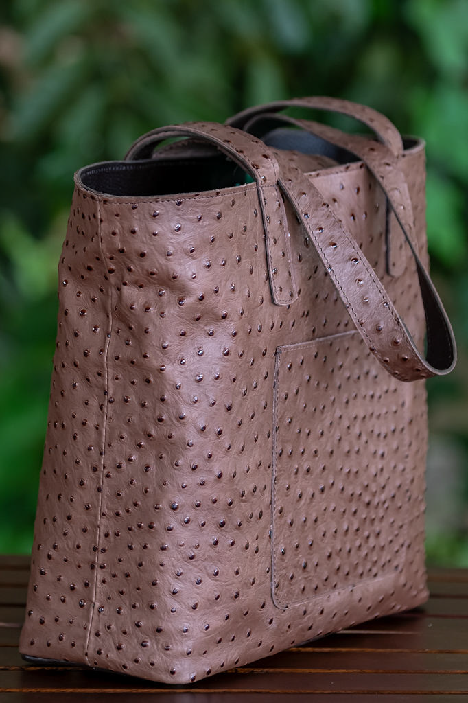 Ladies Handbag in Ostrich Leather - Image 4