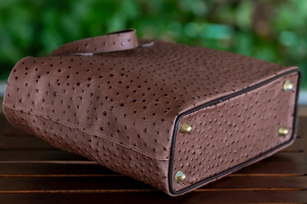 Ladies Handbag in Ostrich Leather - Image 6