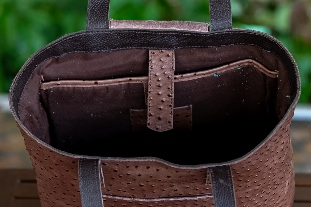Ladies Handbag in Ostrich Leather - Image 7