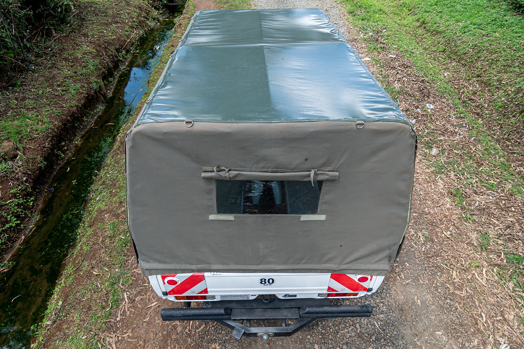 Utility Land Cruiser Tarpaulin - Image 11