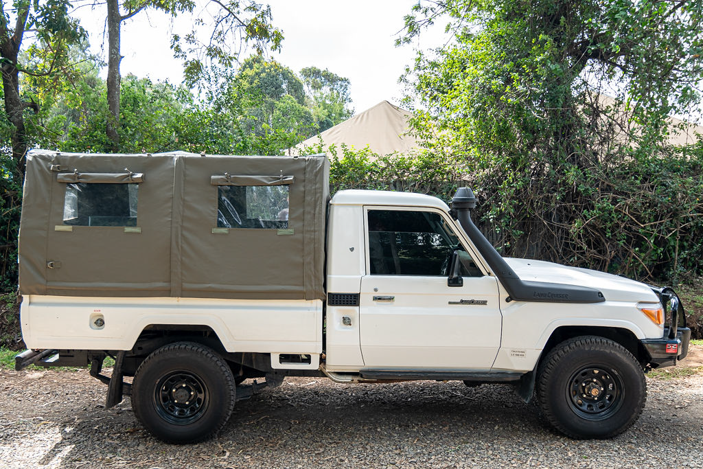 Utility Land Cruiser Tarpaulin - Image 12