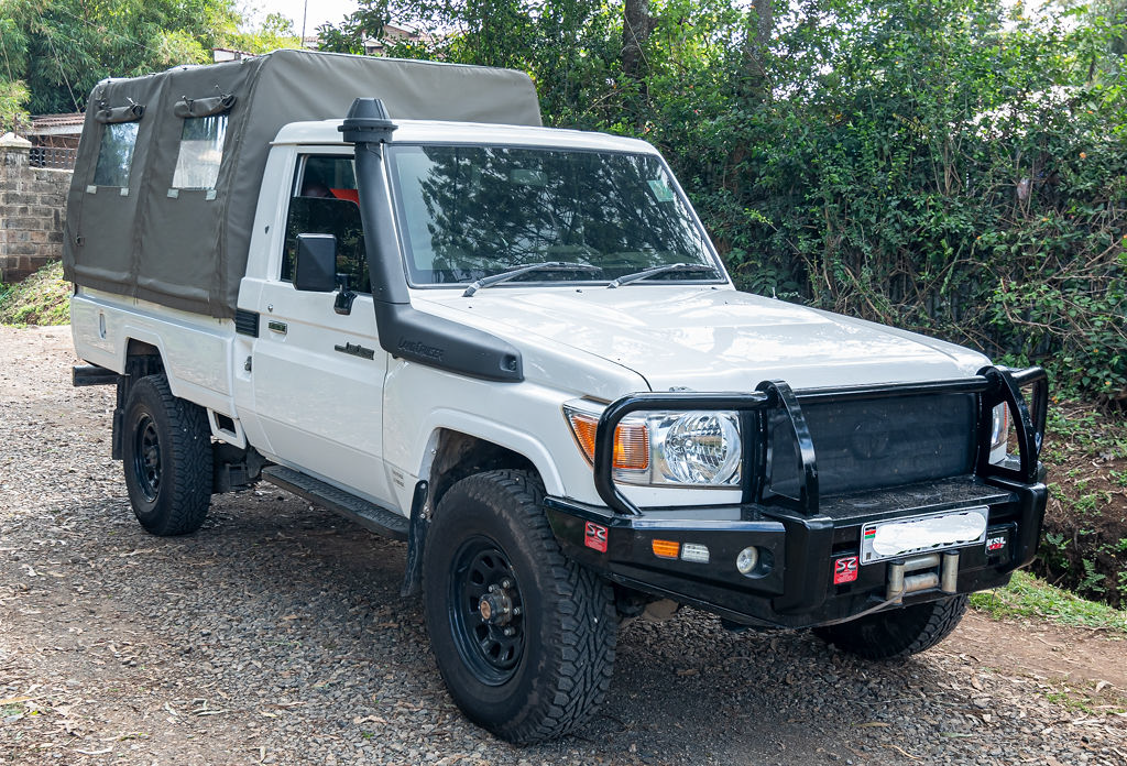 Utility Land Cruiser Tarpaulin - Image 13