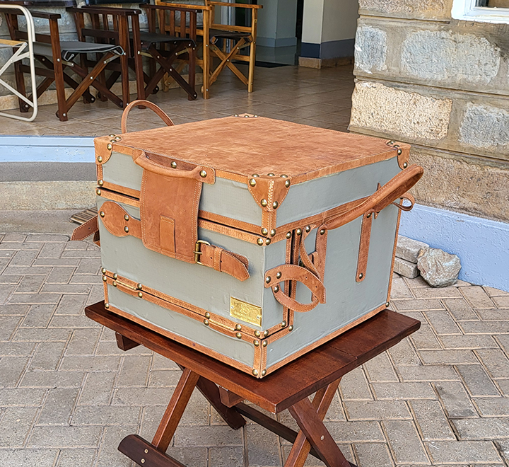 Medium Wooden Bar Box with Stand - Image 6