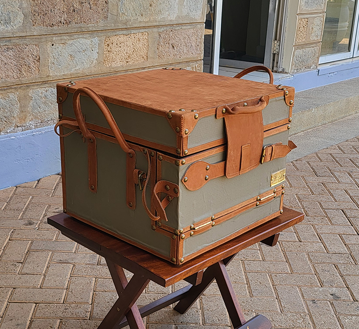 Medium Wooden Bar Box with Stand - Image 5