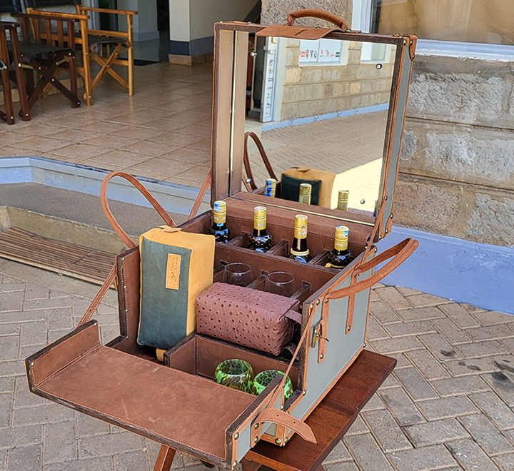 Medium Wooden Bar Box with Full Leather Cladding - Image 4