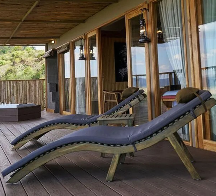 Spiral Sunbed with Spanish Canvas