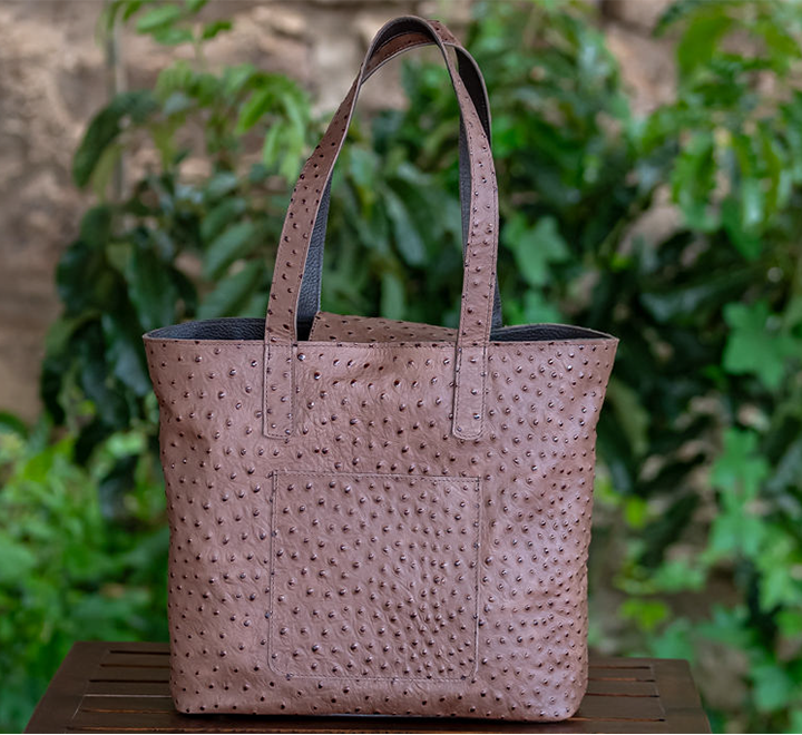 Ladies Handbag in Ostrich Leather