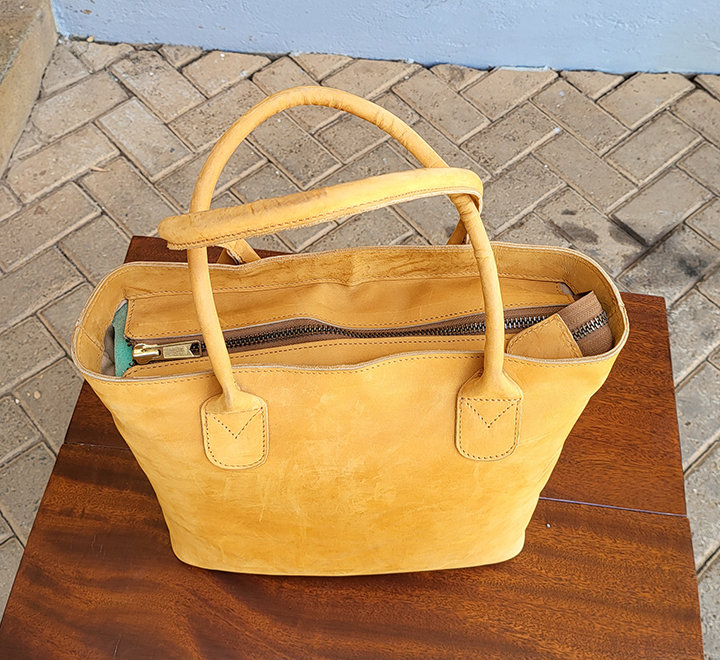 Small Tan Leather Bag - Image 4