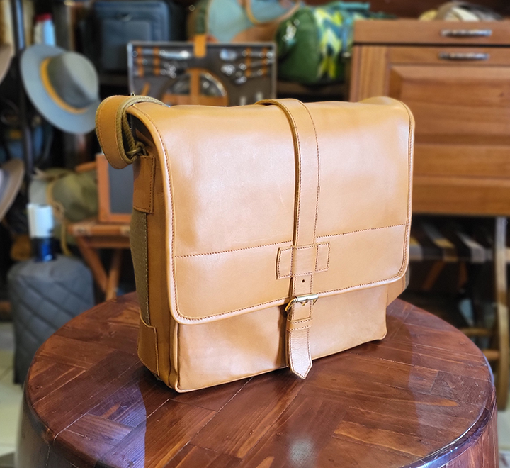 Pull Up Leather Messenger Bag