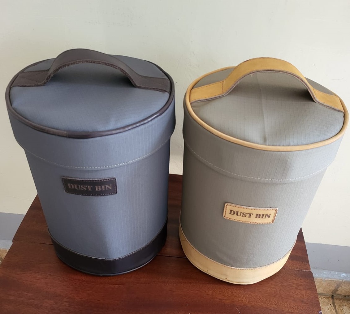 Dustbin cover in beige ripstop