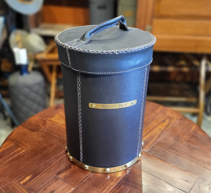Dust bin cover in leather